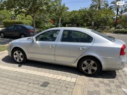 סקודה אוקטביה Elegance אוט' 1.2 (105 כ''ס) [2010-2013] בנזין 2013 למכירה