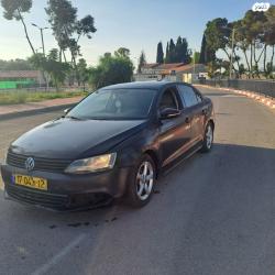 פולקסווגן ג'טה Trendline אוט' 1.2 (105 כ"ס) בנזין 2012 למכירה בקרית