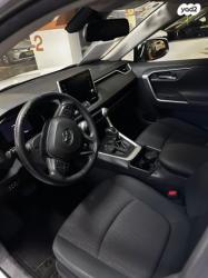 טויוטה RAV4 ארוך 4X2 Experience אוט' 2.0 (175 כ''ס) בנזין 2020 למכירה בנ