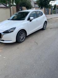 מאזדה H Elegant אוט' 1.5 (116 כ''ס) בנזין 2021 למכירה בלוד