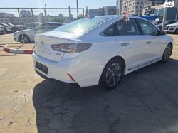 יונדאי סונטה הייבריד Premium הייבריד אוט' 2.0 (154 כ"ס) בנזין 201