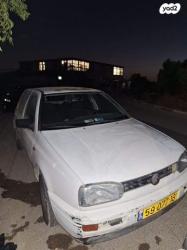 פולקסווגן גולף CL אוט' 1.6 בנזין 1997 למכירה בפדואל