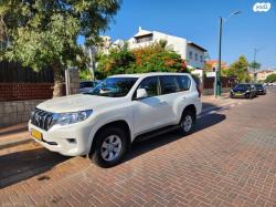 טויוטה לנד קרוזר ארוך 4X4 Luxury 5 אוט' דיזל 5 מק' 2.8 (177 כ"ס) דיז