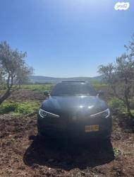אלפא רומיאו סטלויו 4X4 Estrema אוט' 2.0 (280 כ''ס) בנזין 2023 למכירה