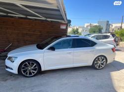 סקודה סופרב (עד 2019) L&K אוט' 2.0 (220 כ''ס) בנזין 2016 למכירה בחיפ