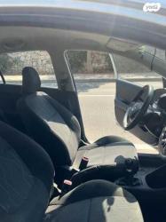 טויוטה קורולה Sun Plus 4 אוט' 1.6 (124 כ''ס) בנזין 2013 למכירה בראש 