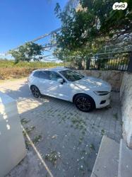 וולוו XC60 B5 Momentum אוט' 2.0 (250 כ''ס) בנזין 2021 למכירה באביאל