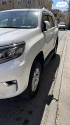 טויוטה לנד קרוזר ארוך Luxury 7 אוט' דיזל 7 מק' 5 דל' 2.8 (204 כ"ס) ד
