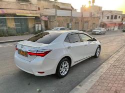 טויוטה קורולה 50th Edition אוט' 1.6 (132 כ"ס) בנזין 2017 למכירה בטיי