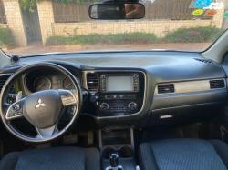 מיצובישי אאוטלנדר Instyle אוט' 5 מק' 2.0 (150 כ"ס) בנזין 2014 למכיר