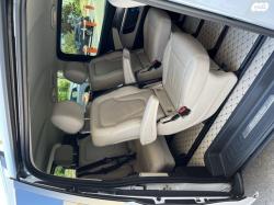 מרצדס V-Class Taxi V250 AVG Taxi אוט' דיזל 7 מק' 2.0 (190 כ''ס) דיזל 2022 למכ