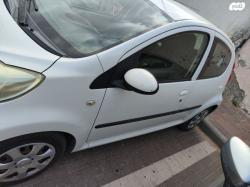 פיג'ו 107 Trendy אוט' 1.0 (70 כ''ס) בנזין 2011 למכירה באשקלון