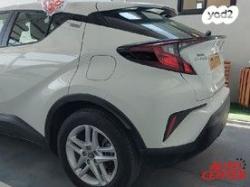 טויוטה C-HR City הייבריד אוט' 1.8 (98 כ"ס) היברידי חשמל / בנזין 20