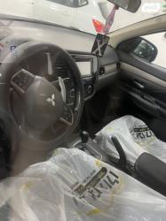 מיצובישי אאוטלנדר 4X4 Limited אוט' 7 דיזל מק' 2.3 (150 כ"ס) דיזל 2014