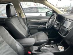 מיצובישי אאוטלנדר 4X4 Supreme אוט' 7 מק' 2.0 (150 כ"ס) בנזין 2015 למכ