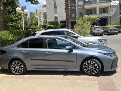 טויוטה קורולה הייבריד Limited סדאן אוט' 1.8 (98 כ''ס) בנזין 2019 ל