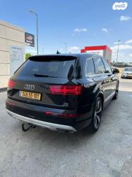 אאודי Q7 4X4 Premium אוט' דיזל 7 מק' 3.0 (272 כ"ס) דיזל 2017 למכירה בפת
