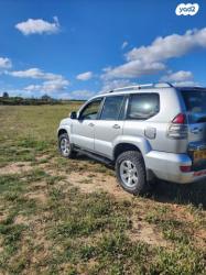 טויוטה לנד קרוזר ארוך 4X4 STD אוט' דיזל 8 מק' 3.0 (166 כ''ס) דיזל 2