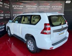 טויוטה לנד קרוזר ארוך 4X4 Select אוט' דיזל 7 מק' 2.8 (177 כ"ס) דיזל