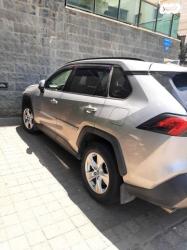 טויוטה RAV4 ארוך 4X2 Experience אוט' 2.0 (175 כ''ס) בנזין 2019 למכירה בט