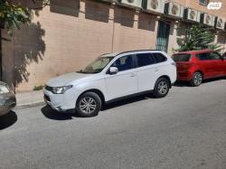 מיצובישי אאוטלנדר Instyle אוט' 7 מק' 2.0 (150 כ"ס) בנזין 2013 למכיר