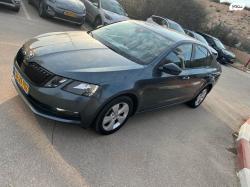 סקודה אוקטביה Ambition אוט' 1.5 (150 כ''ס) בנזין 2020 למכירה ב