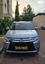מיצובישי אאוטלנדר Instyle אוט' 7 מק' 2.0 (150 כ"ס) בנזין 2015 למכיר