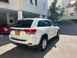 ג'יפ / Jeep גרנד צ'ירוקי 4X4 Laredo אוט' 3.6 (282 כ''ס) בנזין 2011 למכיר