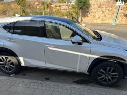 לקסוס NX NX200T Luxury אוט' 2.0 (238 כ"ס) בנזין 2015 למכירה באורנית