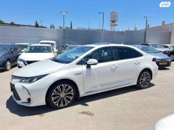 טויוטה קורולה הייבריד Limited סדאן אוט' 1.8 (98 כ''ס) בנזין 2021 ל