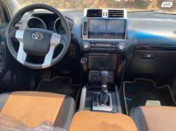 טויוטה לנד קרוזר ארוך 4X4 TS אוט' דיזל 7 מק' 2.8 (177 כ''ס) דיזל 20