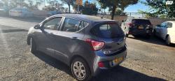 יונדאי i10 Insight ידני 1.0 (66 כ"ס) בנזין 2015 למכירה בירושלים