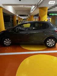 פיג'ו 208 Access אוט' 1.2 (110 כ"ס) בנזין 2016 למכירה בפתח תקווה