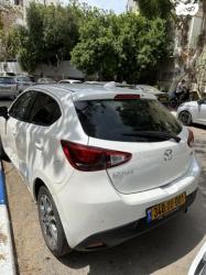מאזדה I Pure White אוט' 1.5 (116 כ''ס) בנזין 2019 למכירה בהרצליה