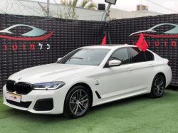 ב.מ.וו סדרה 5 530E M-Design SE אוט' 2.0 (184 כ''ס) היברידי חשמל / בנזין