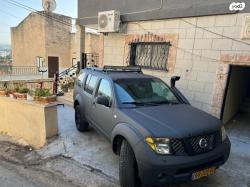 ניסאן פאת'פיינדר 4X4 SE אוט' דיזל 7 מק' 2.5 (171 כ''ס) דיזל 2006 למכ