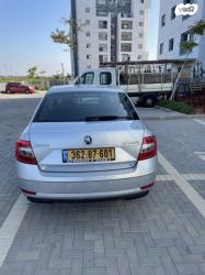 סקודה אוקטביה Ambition אוט' 1.0 (115 כ"ס) בנזין 2018 למכירה בראשון