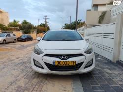 יונדאי i30 Inspire סטיישן אוט' 1.6 (135 כ"ס) בנזין 2013 למכירה בראש 