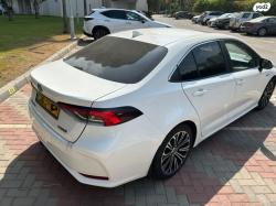 טויוטה קורולה הייבריד Limited סדאן אוט' 1.8 (98 כ''ס) בנזין 2022 ל