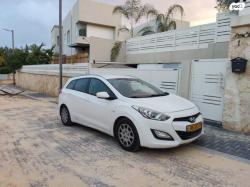 יונדאי i30 Inspire סטיישן אוט' 1.6 (135 כ"ס) בנזין 2013 למכירה בראש 