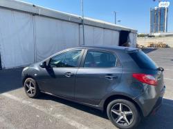 מאזדה H Active אוט' 1.5 (103 כ"ס) בנזין 2010 למכירה בתל אביב יפו