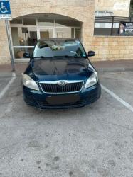 סקודה פאביה Ambiente ידני 1.4 (86 כ''ס) בנזין 2012 למכירה במעלה אד