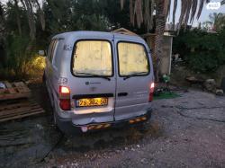 טויוטה הייאס קצר STD אוט' דיזל 2.5 (102 כ''ס) דיזל 2002 למכירה בש