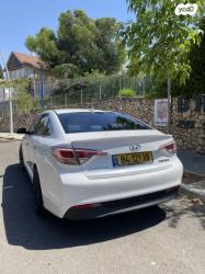 יונדאי סונטה הייבריד Premium הייבריד אוט' 2.0 (154 כ"ס) בנזין 201