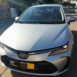 טויוטה קורולה הייבריד Sun סדאן אוט' 1.8 (98 כ''ס) בנזין 2019 למכ