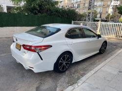טויוטה קאמרי LE Plus הייבריד אוט' 2.5 (208 כ''ס) בנזין 2019 למכירה