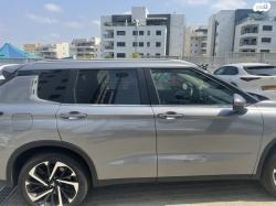 מיצובישי אאוטלנדר Instyle אוט' 7 מק' 2.5 (181 כ"ס) בנזין 2021 למכיר