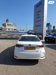 טויוטה קורולה הייבריד Sun סדאן אוט' 1.8 (98 כ''ס) בנזין 2019 למכ