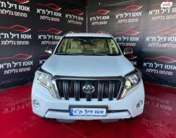 טויוטה לנד קרוזר ארוך 4X4 Select אוט' דיזל 7 מק' 2.8 (177 כ"ס) דיזל