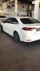 טויוטה קורולה הייבריד Limited סדאן אוט' 1.8 (98 כ''ס) בנזין 2022 ל